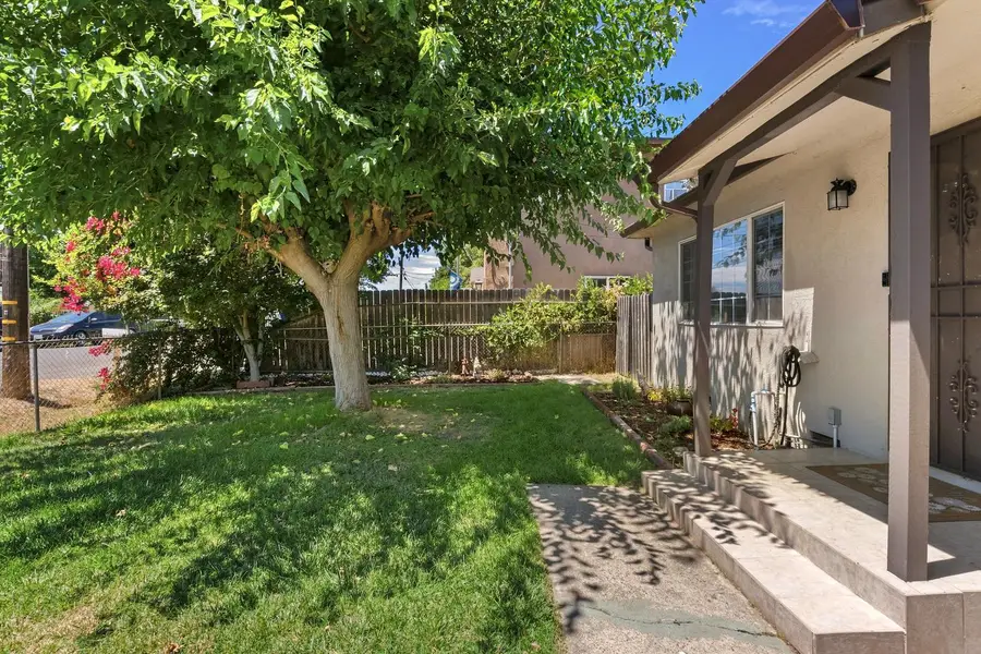 4027 Guernsey Avenue, Stockton, CA 95215 - #3