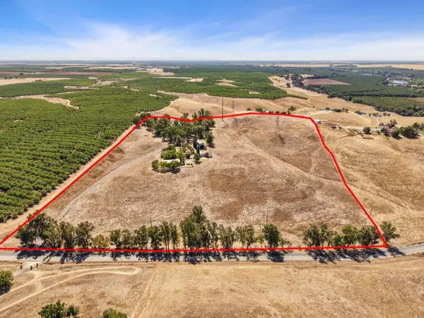 8251 N Waverly Road, Linden, CA 95236