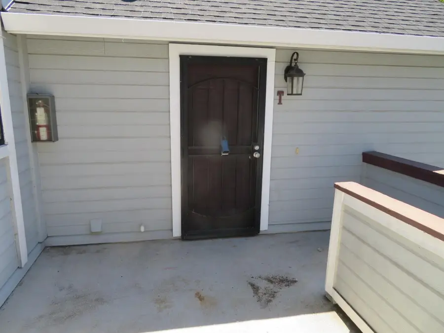 7401 Auburn Oaks Court #T, Citrus Heights, CA 95621 - #3