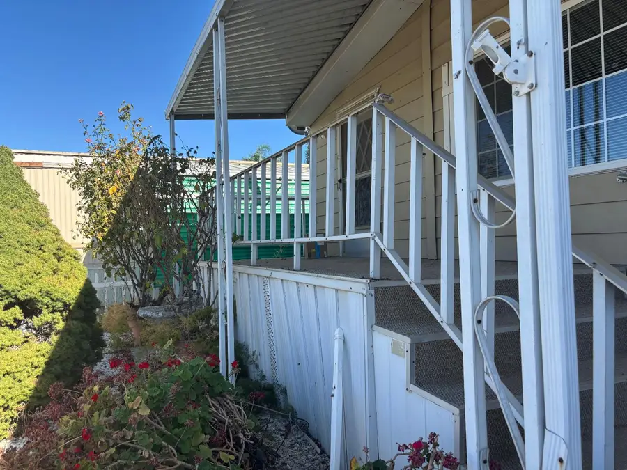 1400 Meredith Ave #30, Gustine, CA 95322 - #2