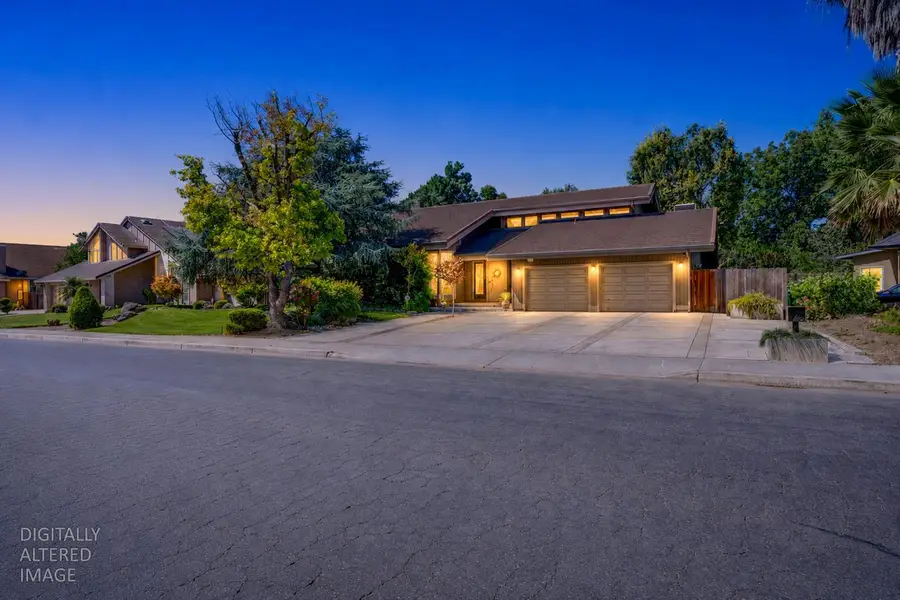 811 Monte Vista Avenue, Los Banos, CA 93635 - #2