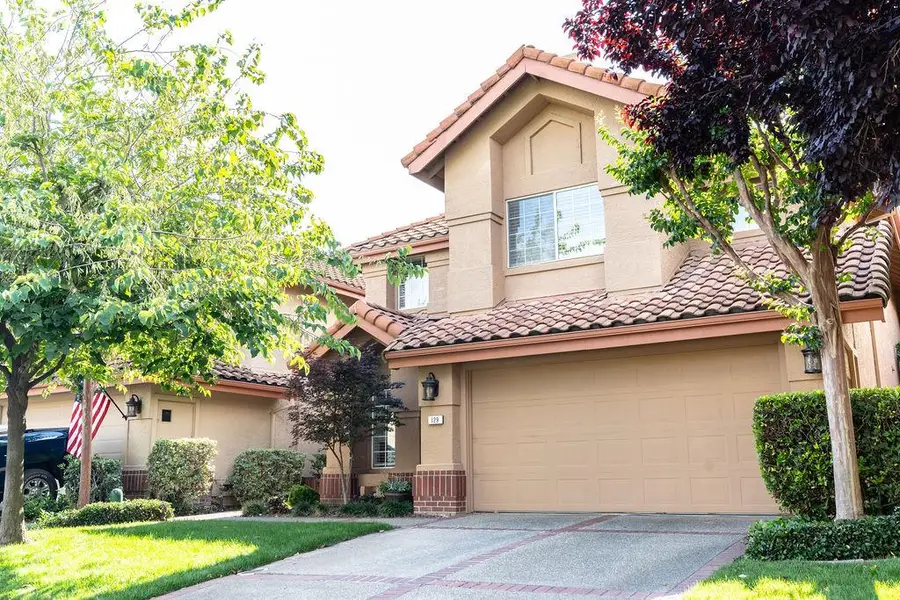 129 Marble Canyon Dr, Folsom, CA 95630 - #2