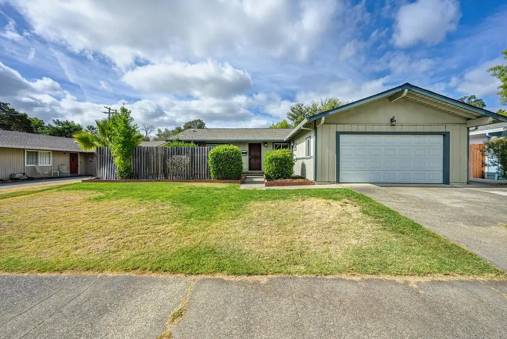 1710 Russell Way, Roseville, CA 95661 - #1