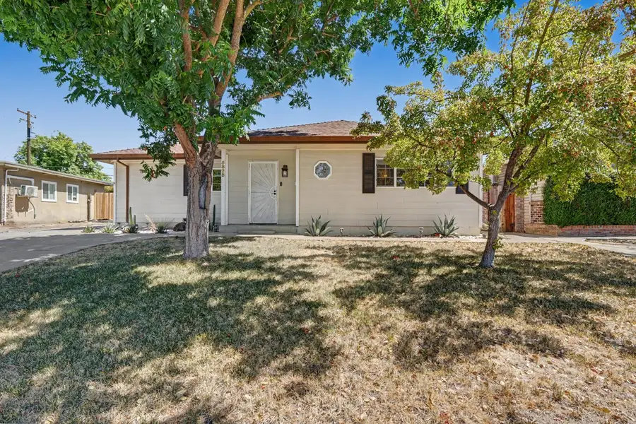 5828 N Haven Drive, North Highlands, CA 95660 - #2