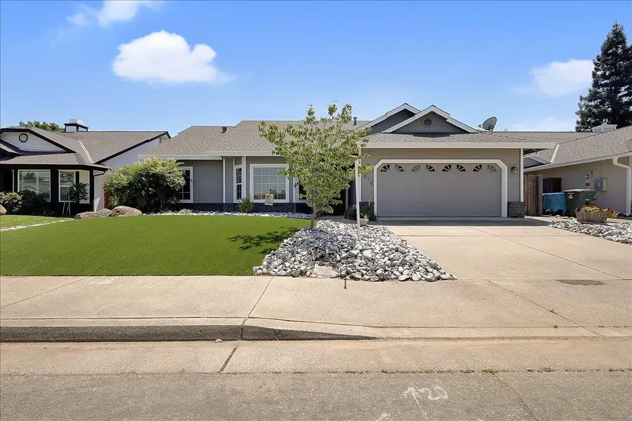 1672 Jamie Drive, Yuba City, CA 95993 - #2