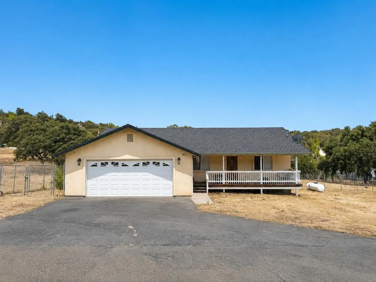 2433 S Highway 26, Valley Springs, CA 95252 - #1