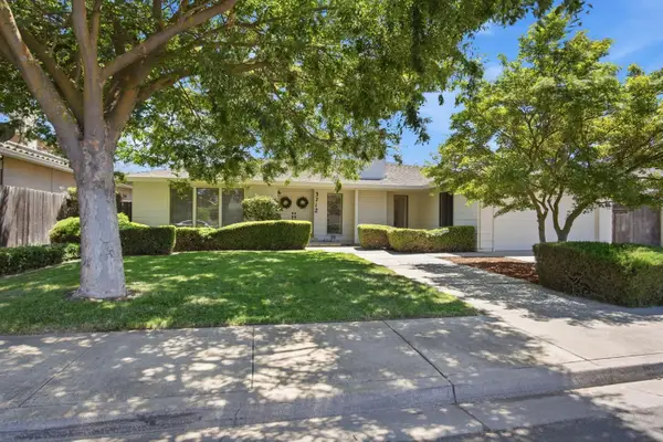3712 Springcreek Drive, Modesto, CA 95355