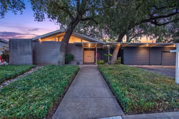 7714 Parkwoods Drive, Stockton, CA 95207