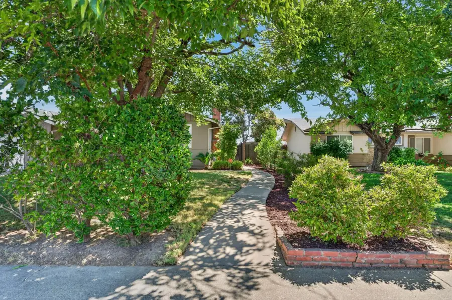 6818 Van Maren Lane, Citrus Heights, CA 95621 - #3