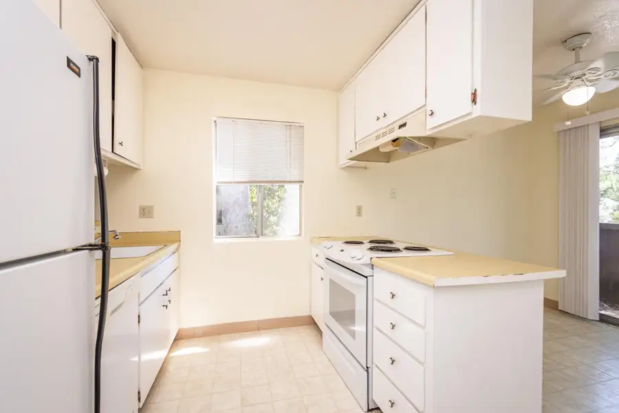 1829 H Street, Sacramento, CA 95811 - #3