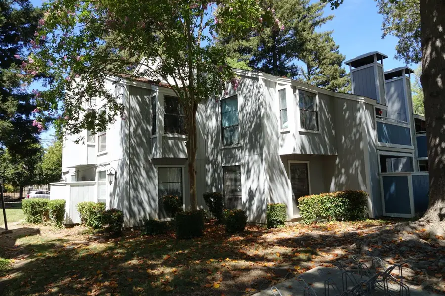 800 Del Verde Circle #4, Sacramento, CA 95833 - #3