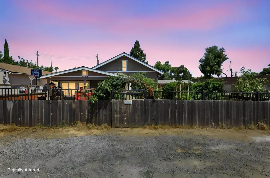 3391 26th Avenue, Sacramento, CA 95820 - #3