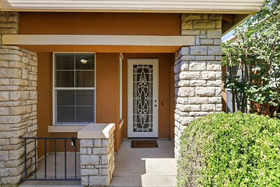 5309 Fox Trotter Way, Elk Grove, CA 95757 - #3