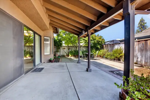 822 River Avenue, Oakdale, CA 95361