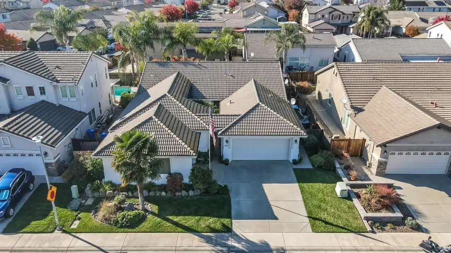 9308 Salmon Creek Drive, Elk Grove, CA 95624 - #2