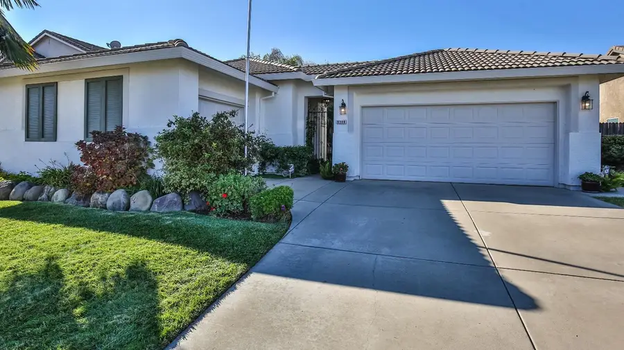 9308 Salmon Creek Drive, Elk Grove, CA 95624 - #3