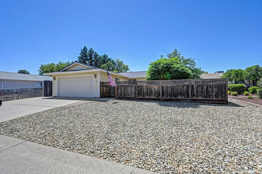 308 Florene Court, Roseville, CA 95678 - #2