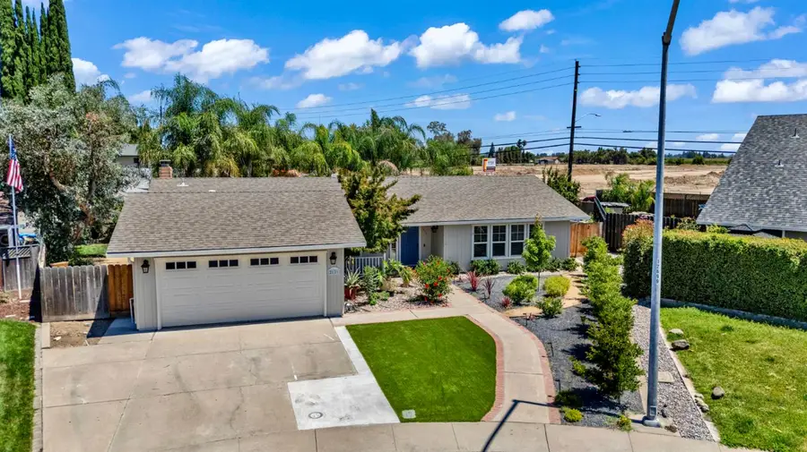 2121 Eastwood Court, Modesto, CA 95355 - #2