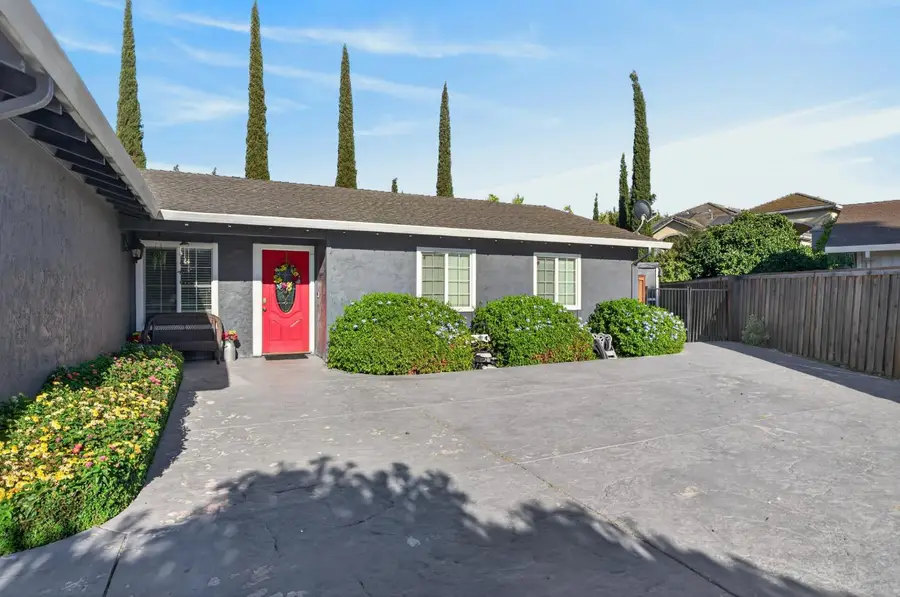 1334 Hutchinson Avenue, Stockton, CA 95210 - #3