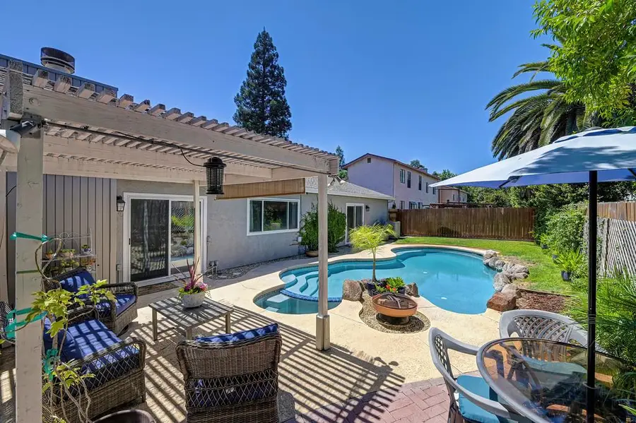 6404 Tall Tree Circle, Citrus Heights, CA 95621 - #2