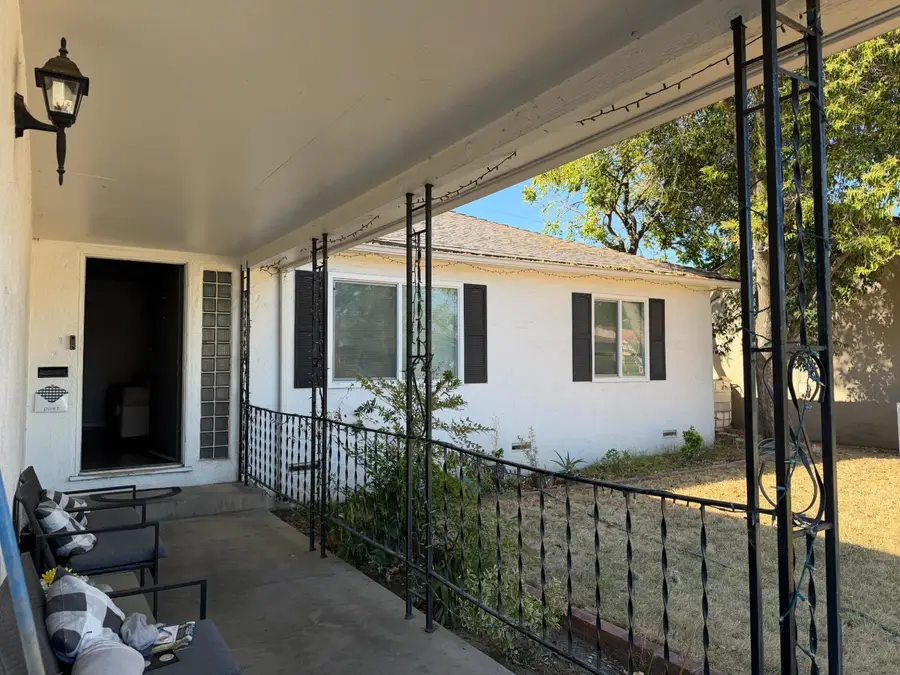 270 E Downns Street, Stockton, CA 95204 - #2