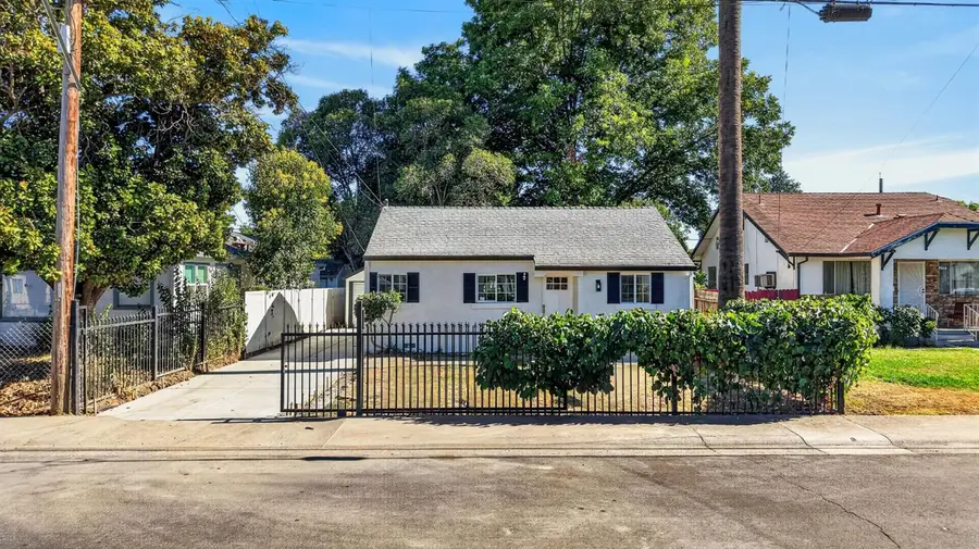 4564 15th Avenue, Sacramento, CA 95820 - #3