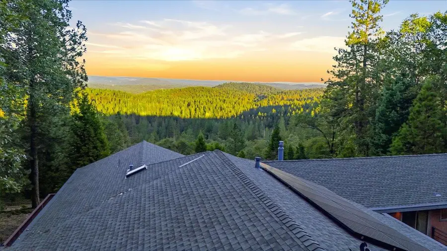 13831 Christopher Robin Wy, Grass Valley, CA 95945 - #2