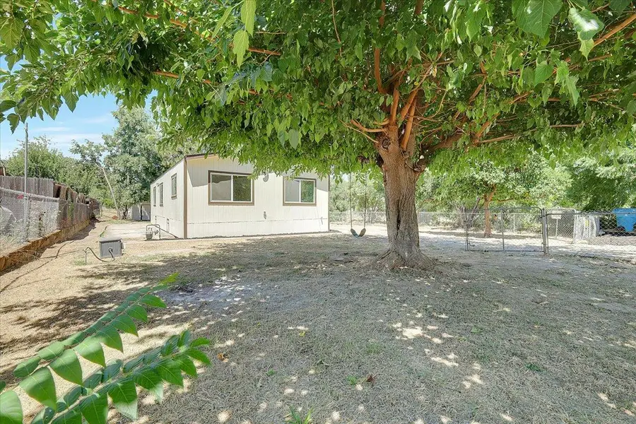 5212 Elizabeth Avenue, Olivehurst, CA 95961 - #3