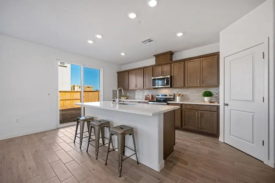 4612 Majesty Way, Lincoln, CA 95648 - #2