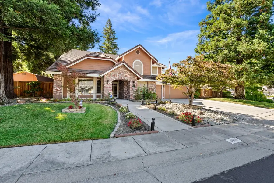 4938 Willow Vale Way, Elk Grove, CA 95758 - #2