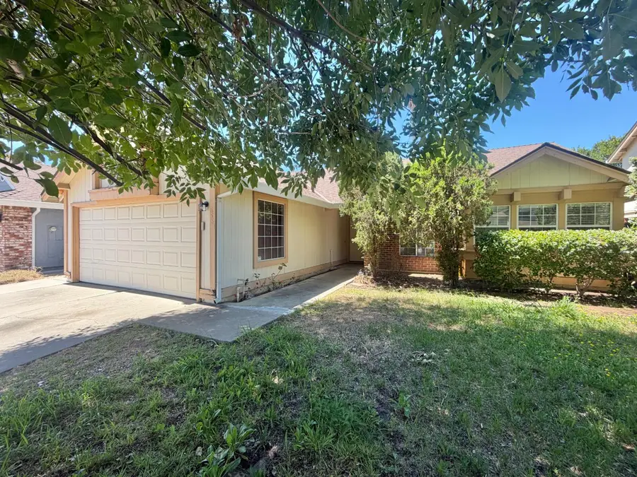 8561 Vintage Park Drive, Sacramento, CA 95828 - #2