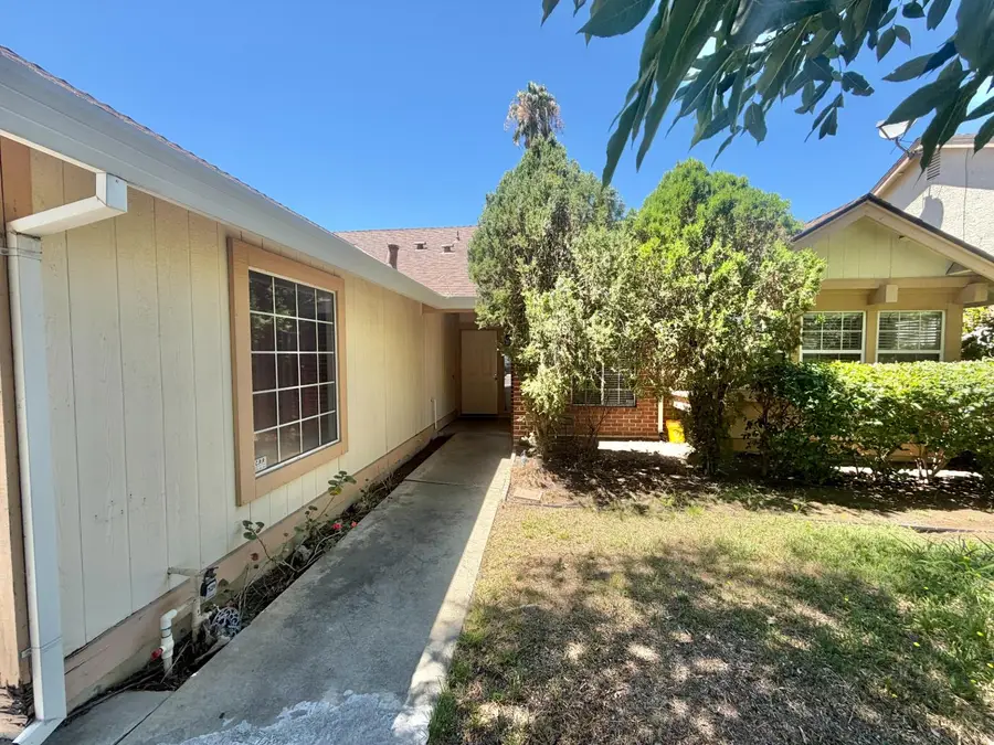8561 Vintage Park Drive, Sacramento, CA 95828 - #3