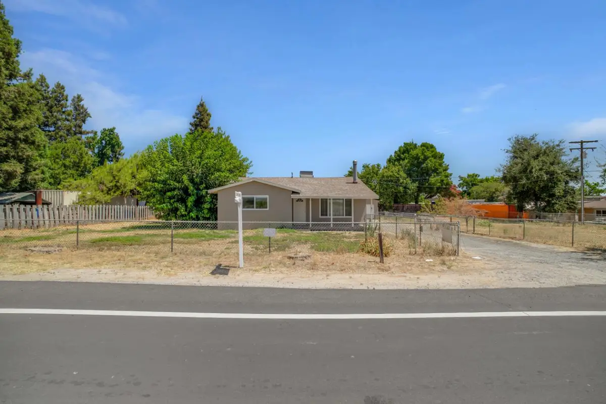 8400 Crane Road, Oakdale, CA 95361 - #1