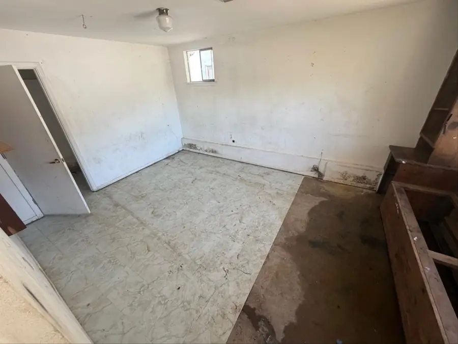 290 Santiago Avenue, Sacramento, CA 95815 - #3