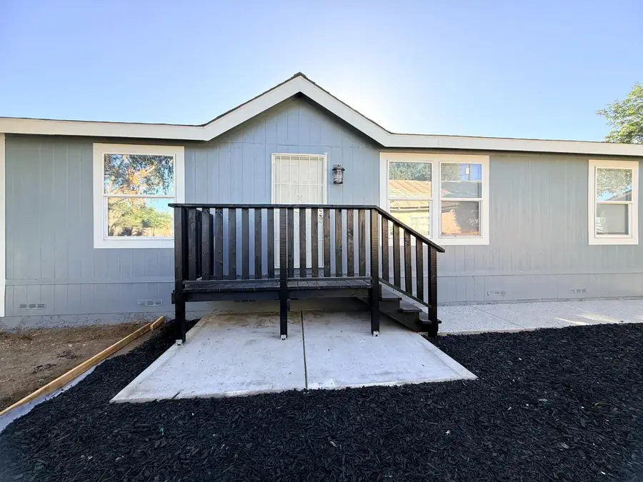 4049 Farmington Road, Stockton, CA 95215 - #2