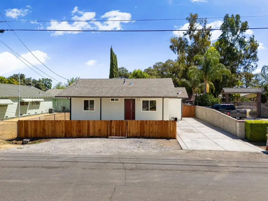 840 S Gertrude Avenue, Stockton, CA 95215 - #2