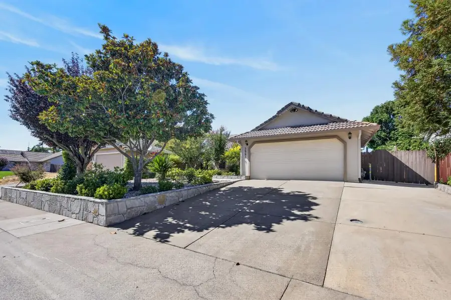 5994 Silver Shadow Circle, Sacramento, CA 95823 - #2