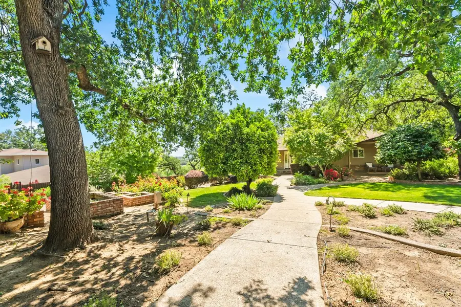 8218 Finisterre Court, Fair Oaks, CA 95628 - #3