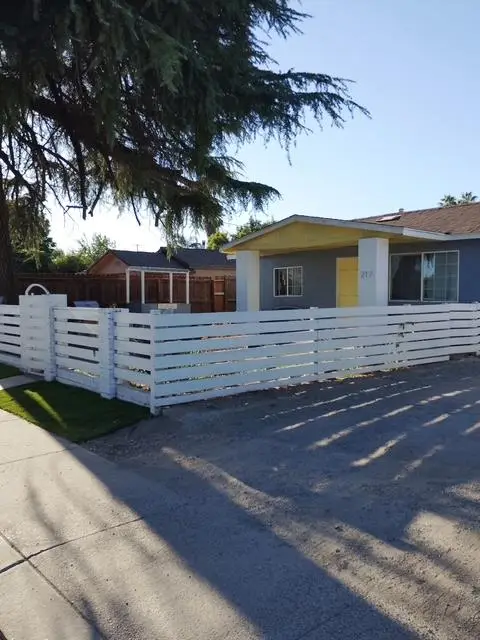 217 Rio Grande Avenue, Modesto, CA 95351