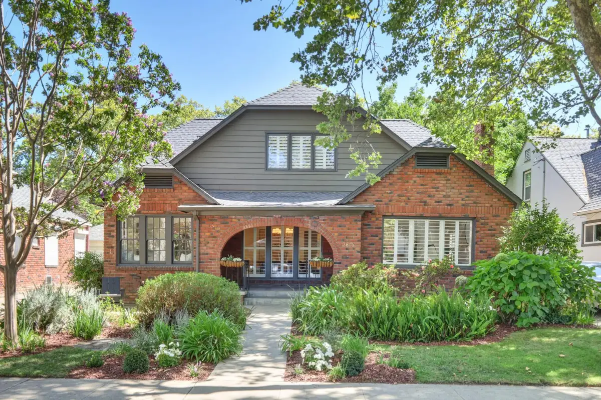 2516 7th Avenue, Sacramento, CA 95818 - #1