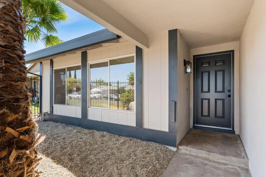 7820 Hartwick Way, Sacramento, CA 95828 - #3