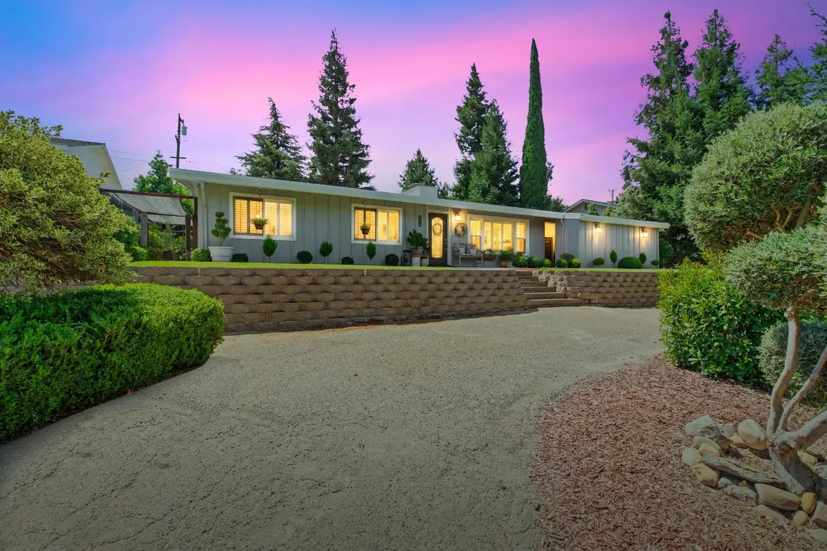 2119 Tioga Avenue, Oakdale, CA 95361 - #1