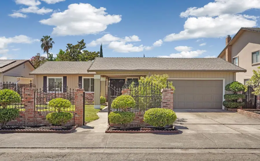 9555 Scarboro Place, Stockton, CA 95209 - #2