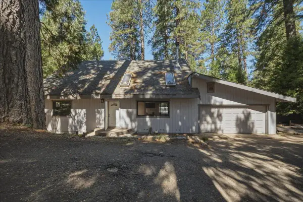 4976 Golden Street, Pollock Pines, CA 95726