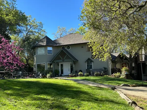 9696 Junewood Lane, Loomis, CA 95650