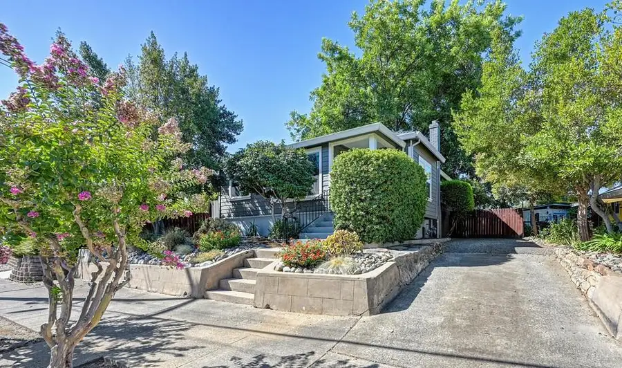 241 Elm Street, Roseville, CA 95678 - #2