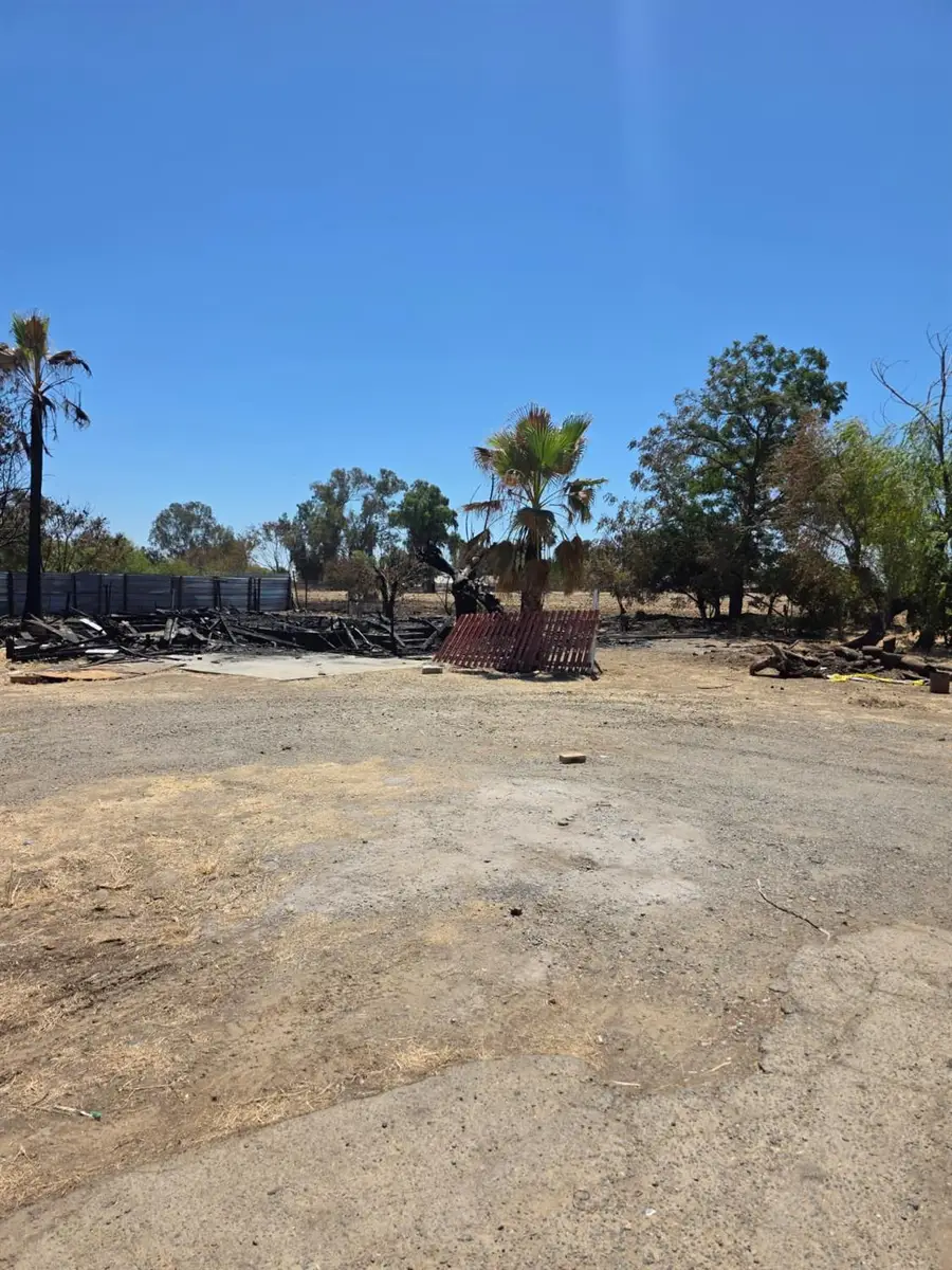 394 Bermuda Street, Merced, CA 95341 - #2