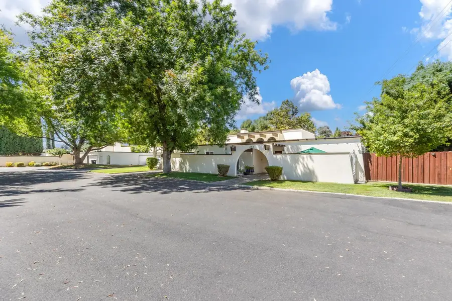 1164 E Silver Lake Drive, Sacramento, CA 95831 - #3