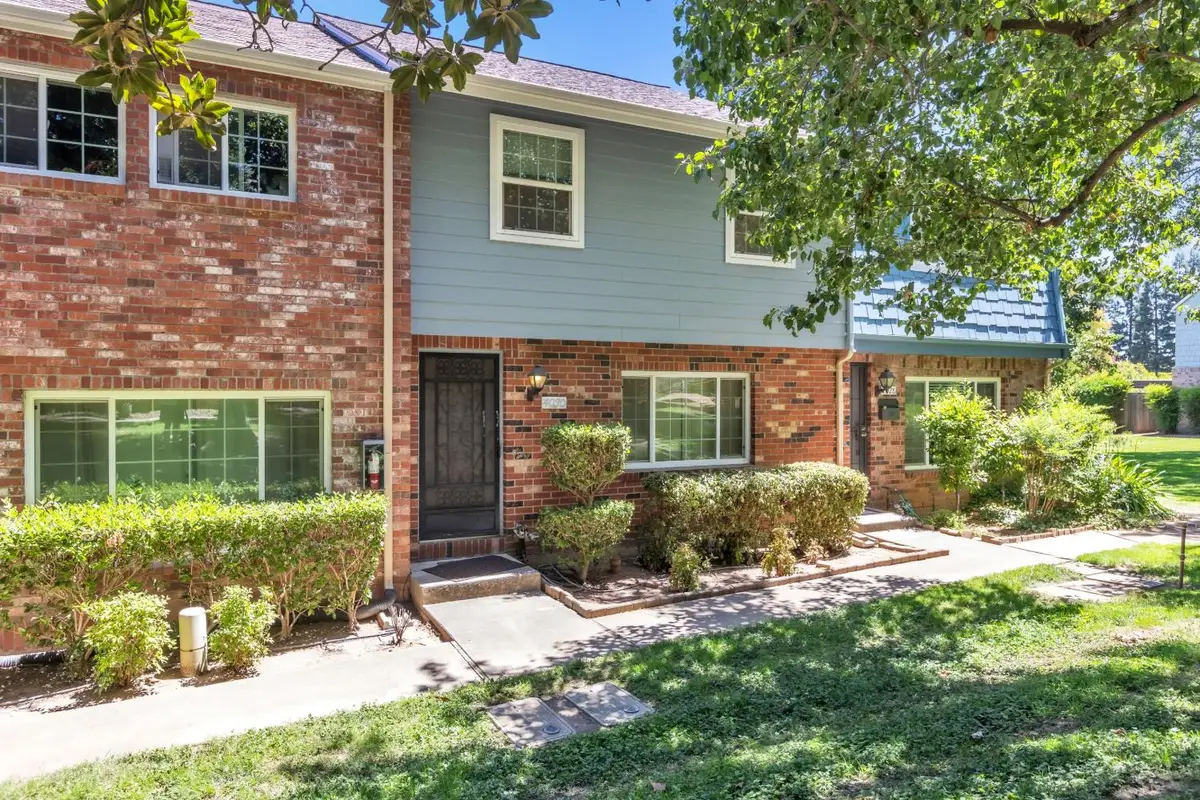 4030 Knoll Top Court, Carmichael, CA 95608 - #1