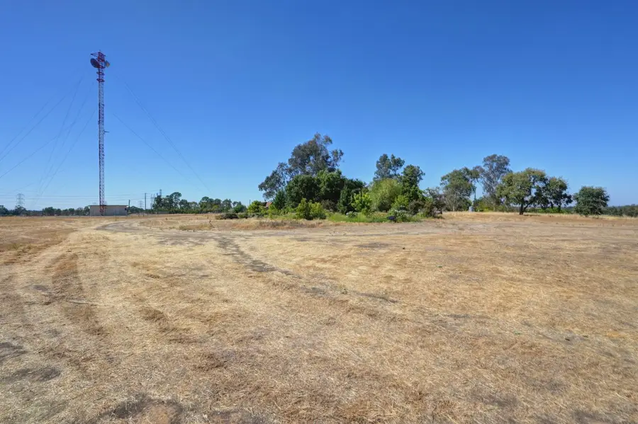 9472 Rogers Road, Sacramento, CA 95829 - #3